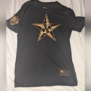 Nike Men's‎ Medium USA Basketball Black Graphic Print Short Sleeve T-shirt